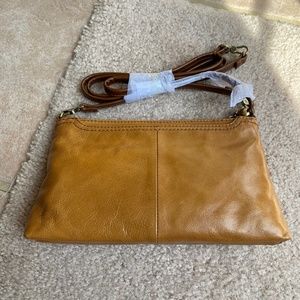 NWT HOBO DARCY CROSSBODY HONEY